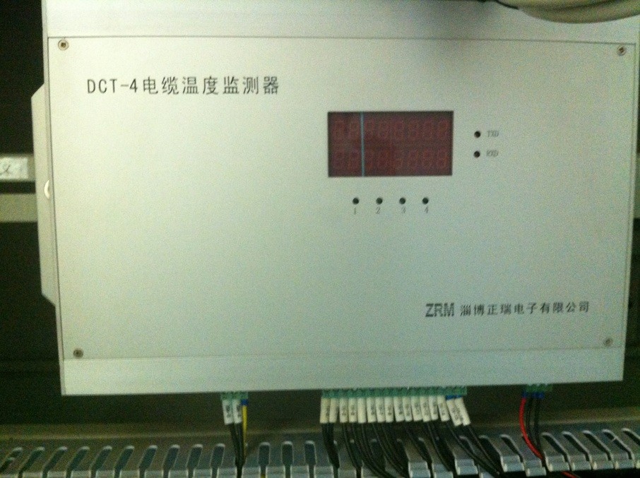 5c0e280d8040f.jpg 5c0e280d8040f.jpg