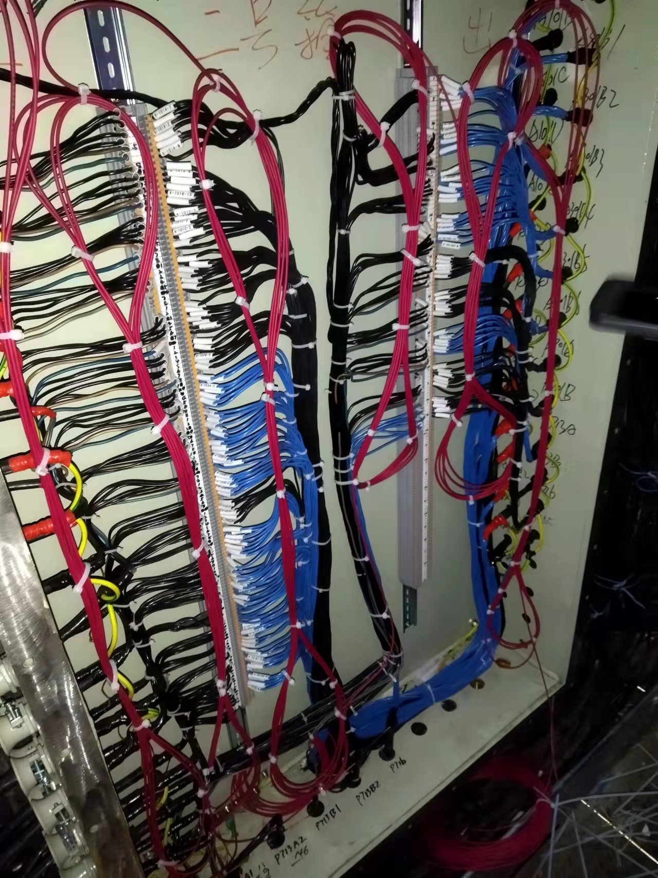 61b2e6b2ab8db.jpg 微信图片_20211209181200.jpg